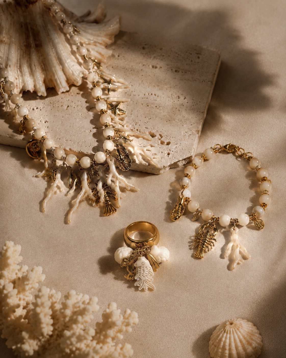 COLLIER CORAUX